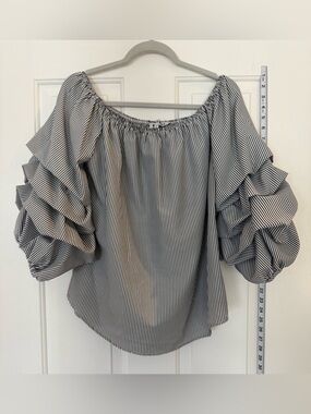 Striped On-or-Off-Shoulder Ruffle Sleeve Top - Black & White Stripe